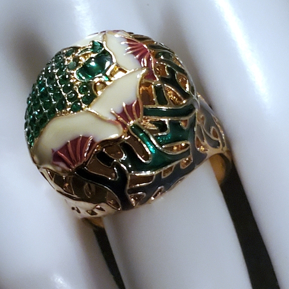Stunning Enamel Callie Lilly with Green Crystals Ring - Picture 7 of 8